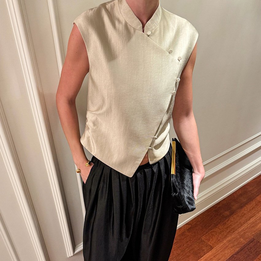 fashionable and casual sleeveless top women's style commuting versatile solid color vest fashionable and casual sleeveless top women's style commuting versatile solid color vest