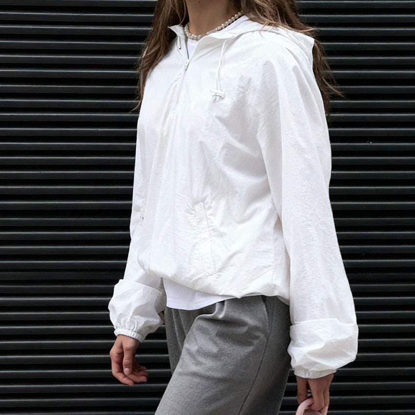 feng solid color hooded windbreaker jacket for women, thin jacket, design, temperament and fashion feng solid color hooded windbreaker jacket for women, thin jacket, design, temperament and fashion