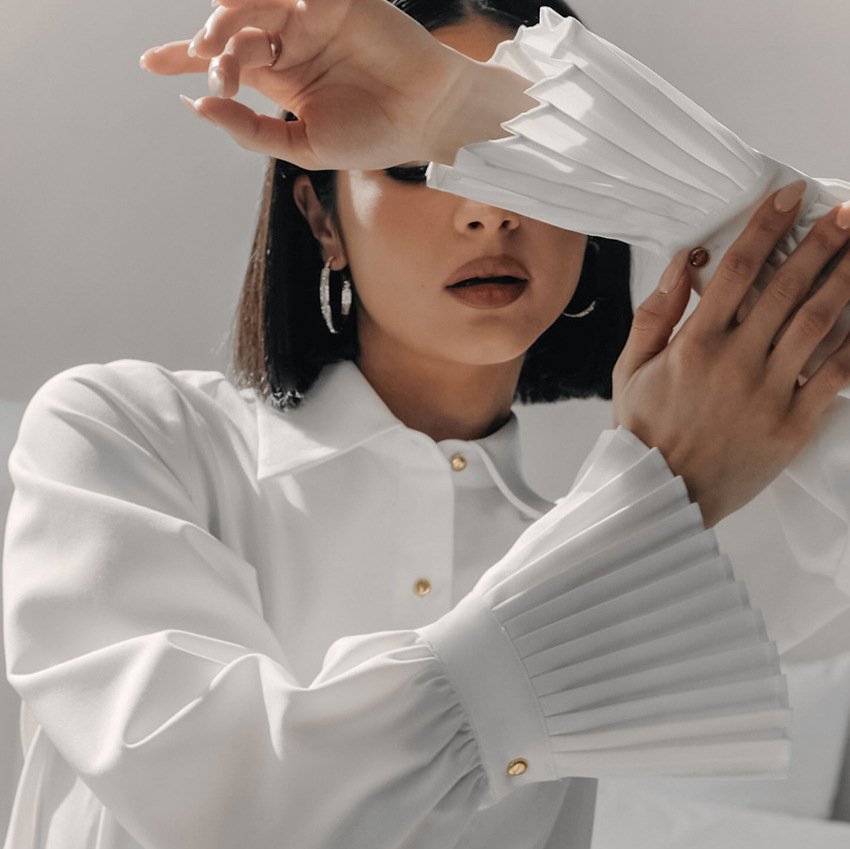 palace style long sleeved shirt for women, niche design, bell sleeves, temperament, versatile for commuting palace style long sleeved shirt for women, niche design, bell sleeves, temperament, versatile for commuting