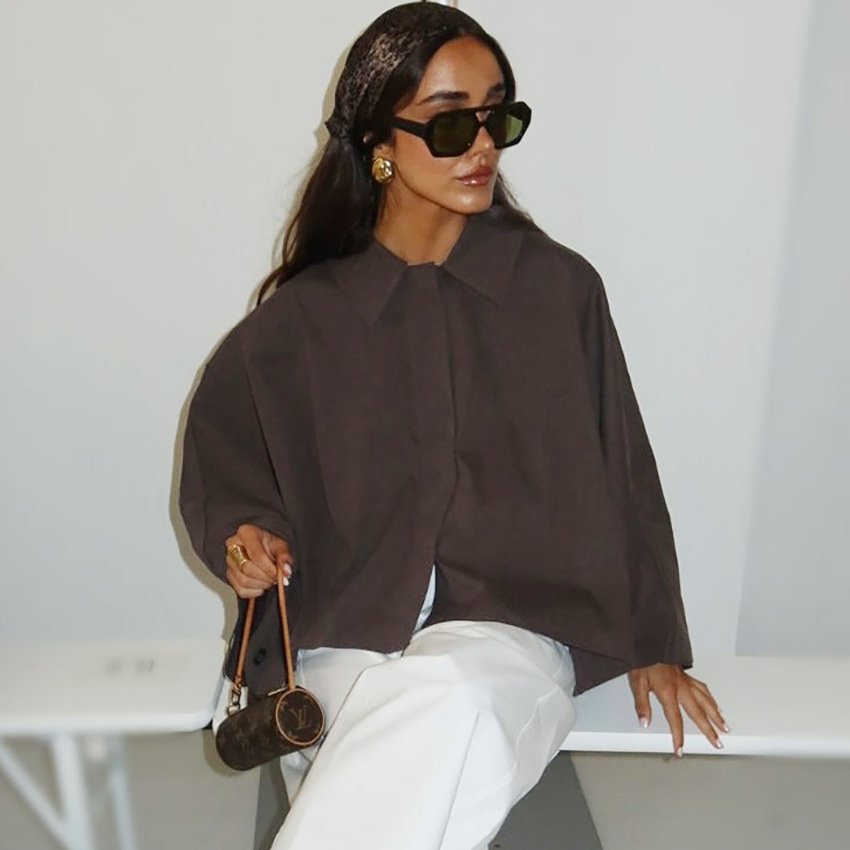 retro brown bat sleeve shirt, design shirt, stylish and commuting retro brown bat sleeve shirt, design shirt, stylish and commuting